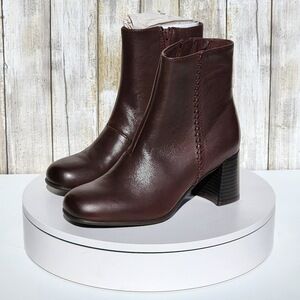 NEW - Clarks Women's Collection Keirsta Faye Boots - Size 6.5 M